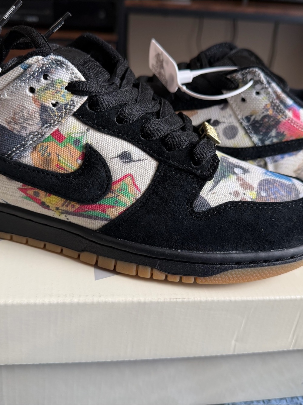 Nike SB Supreme Rammazelle